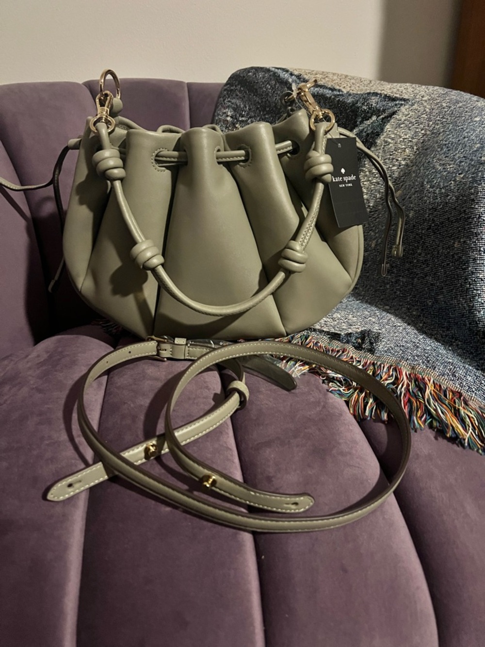 NWT Oyster Shell Kate Spade Pinch crossbody bag BELOW RETAIL SALE PRICE - Picture 2 of 9